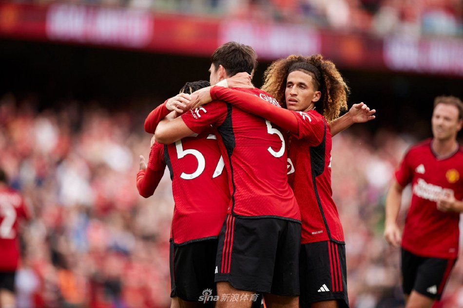 而阿利森从 而阿利森从