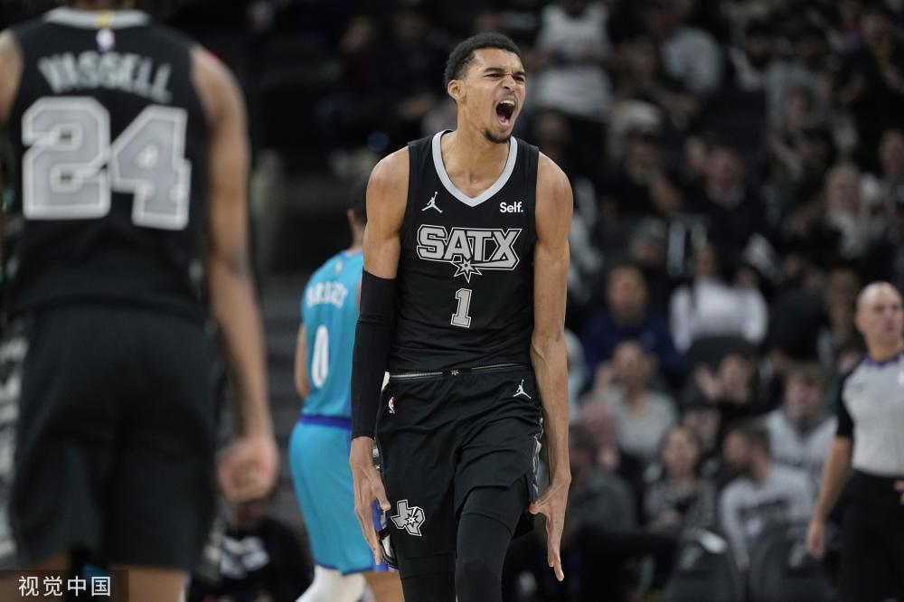 赛场上掀起 赛场上掀起